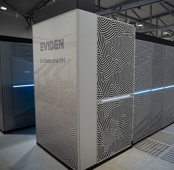 News from work at @Evidenlive. Jupiter, Europe's Exascale Supercomputer, is now leading the #Green500! Powered by the @nvidia GH200 Grace Hopper Superchip, one of the world's first, this JEDI development system sets new benchmarks in energy efficiency. eviden.com/insights/press…