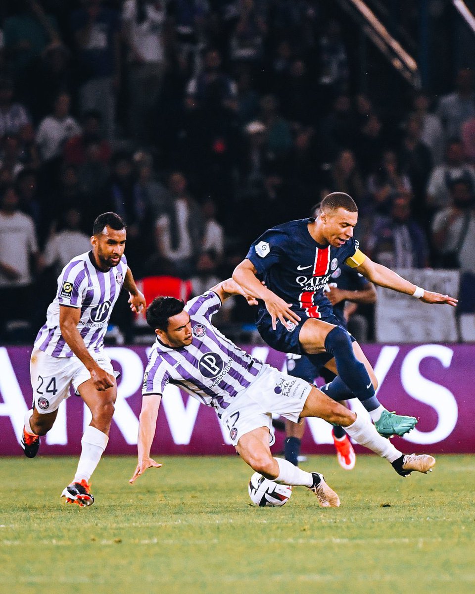 Ayer el Toulouse de Cristian Casseres Jr arruinó la despedida de Mbappe en el parque de los príncipes ganándole 3-1 al PSG. 🚬 Casseres Jr jugó todo el partido, es fundamental en el mediocampo del Toulouse.🇻🇪