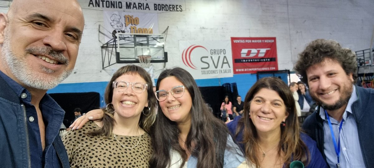 natcace's tweet photo. Qué piba linda! Cómo se va a extrañar. QEPD Laura. 💔💔💔 https://t.co/qrG3JbvGGJ