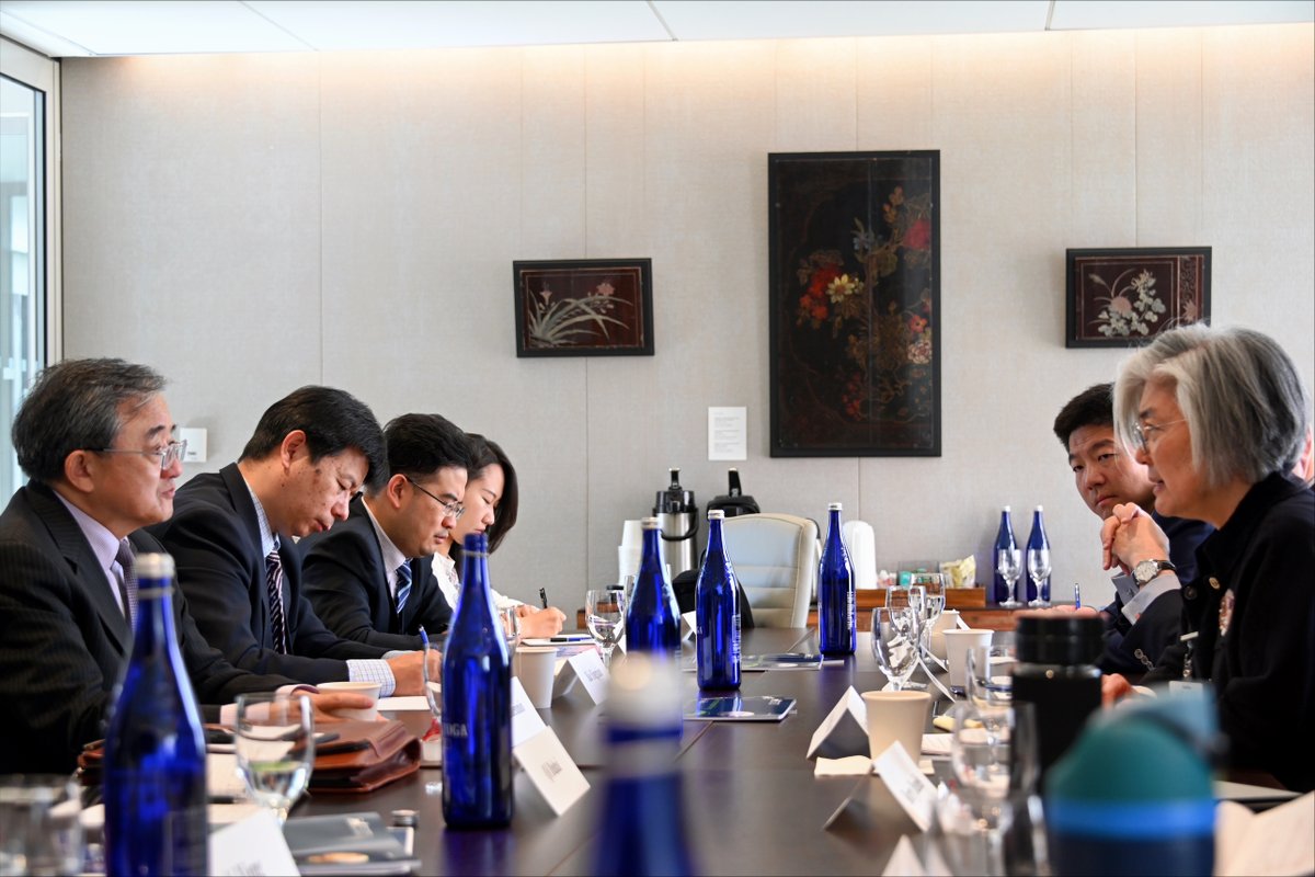 .@asiasocietyceo Dr. Kyung-wha Kang and @AsiaPolicy were pleased to host China’s Special Envoy for Climate Change, Liu Zhenmin this weekend for a productive conversation on the importance of continued U.S.-China climate cooperation.