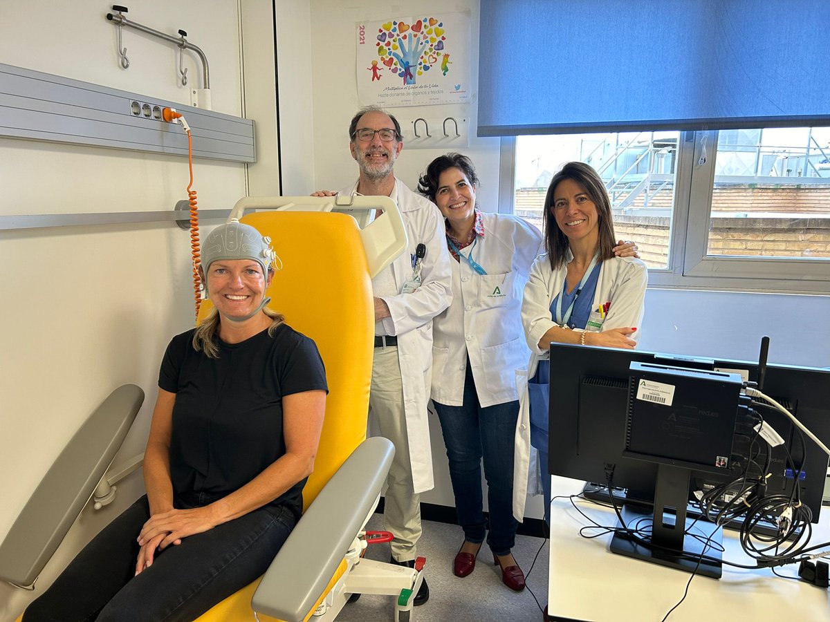 Pedro Serrano Castro 🔬🧠 🇪🇸 (@pedroserranocas) on Twitter photo Hoy comenzamos con nuestro primer paciente incluido en la fase de tratamiento del ensayo NE001_EU de estimulación cerebral directa (tDCS) en el tratamiento de la epilepsia refractaria en él <a href="/HRegionalMalaga/">Hospital Regional Universitario Málaga</a>. Un hito en la investigación para nuestros pacientes con epilepsia. Hoy comenzamos con nuestro primer paciente incluido en la fase de tratamiento del ensayo NE001_EU de estimulación cerebral directa (tDCS) en el tratamiento de la epilepsia refractaria en él <a href="/HRegionalMalaga/">Hospital Regional Universitario Málaga</a>. Un hito en la investigación para nuestros pacientes con epilepsia.