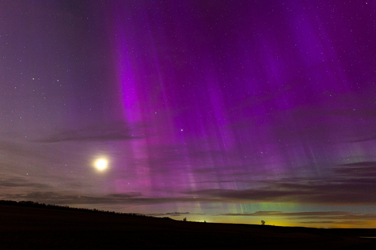 It wasn't a great 'by-eye' show. But it might have been the best 'in-camera' show. #Aurora