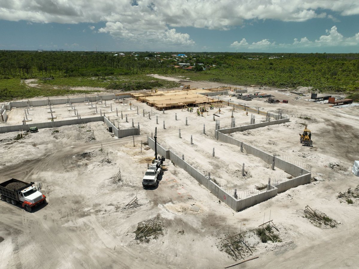latraelrahming's tweet photo. The Davis Administration is making progress on its commitment to building two new hospitals. One is currently being constructed in Grand Bahama, and the other is in New Providence, costing over 250 Million. The government secured funding for the latter, which will break ground this year.