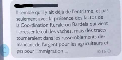 Cette militante d'extrême droite n'est pas journaliste, pas plus que Livre Noir n'est un média. 

Elle fonde ses accusations en déformant un msg posté sur une boucle Signal rassemblant plusieurs centaines de personnes, et en généralisant ce propos à l'ensemble du mouvement.

4/5