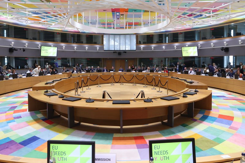 La ministra, @sirarego, ha estado hoy en Bruselas para participar en el Consejo de la UE de Juventud.