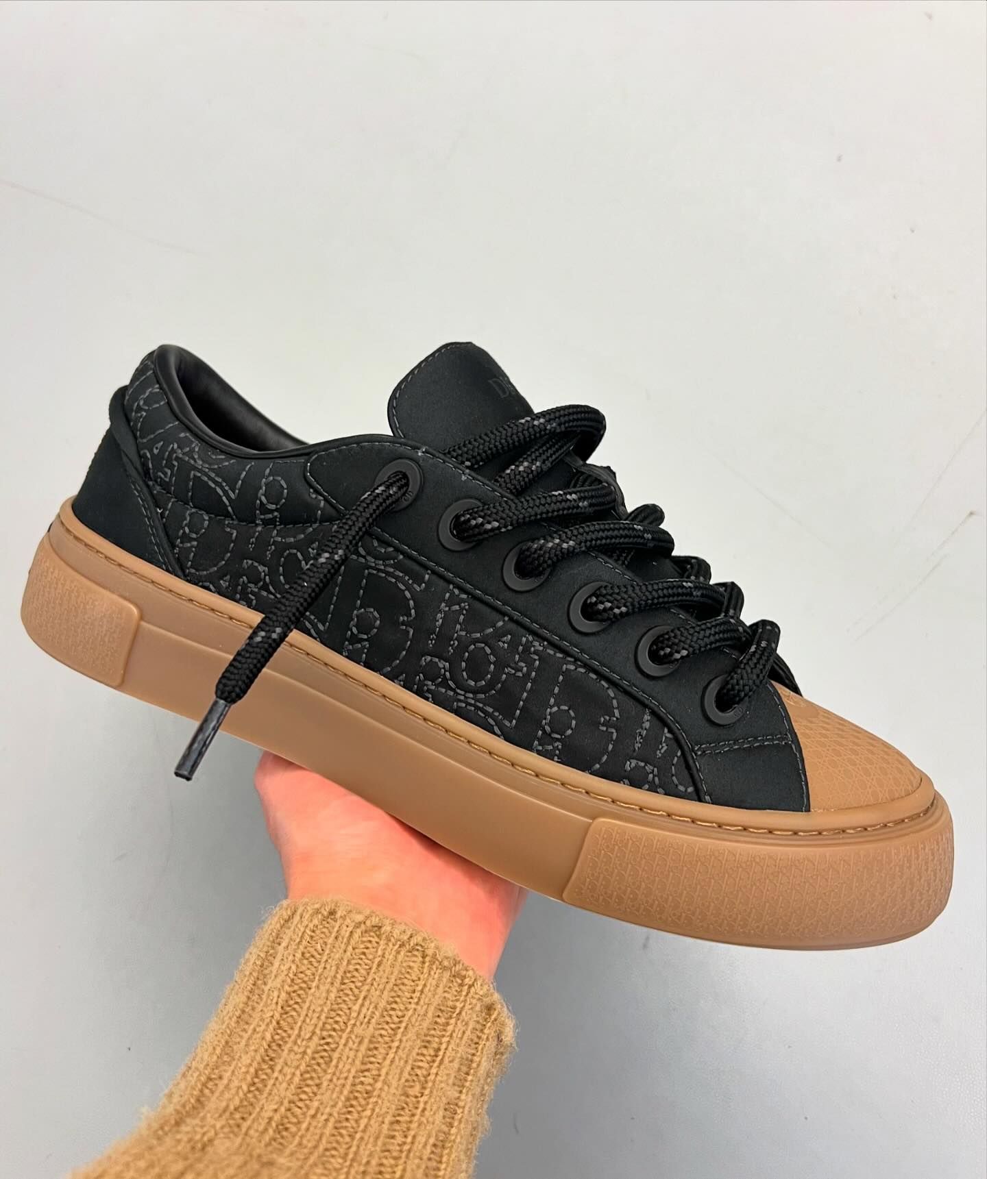 Sneaker Freaker on X: Sneaker Freaker on X: