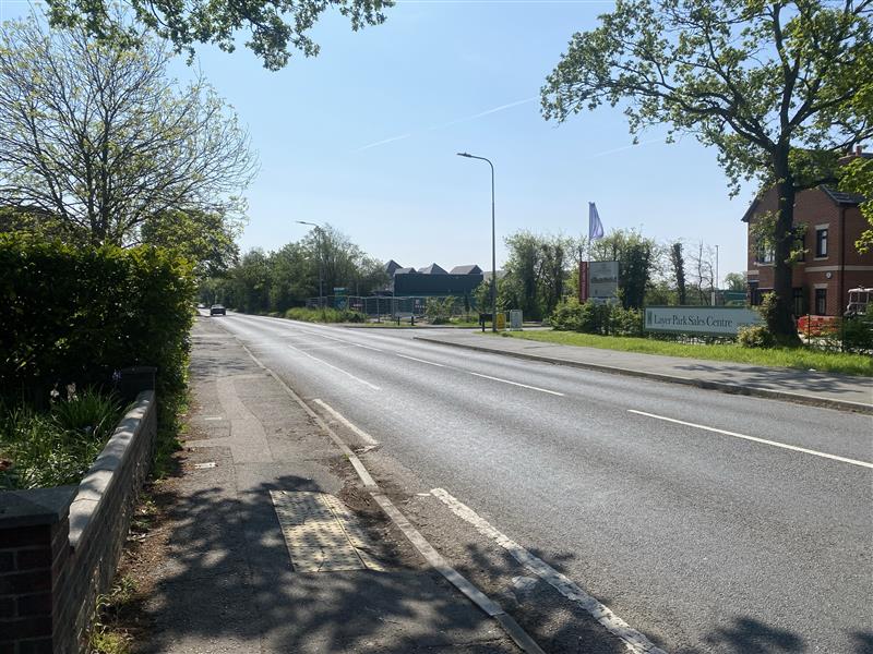 Phase 1 of developer works on Berechurch Hall Rd #Colchester start this week with temporary 🚦. Restrictions will continue until end August to support development access & improved pedestrian/cycling facilities. 👉 Full details here: ow.ly/7Y3650RErrJ @yourcolchester