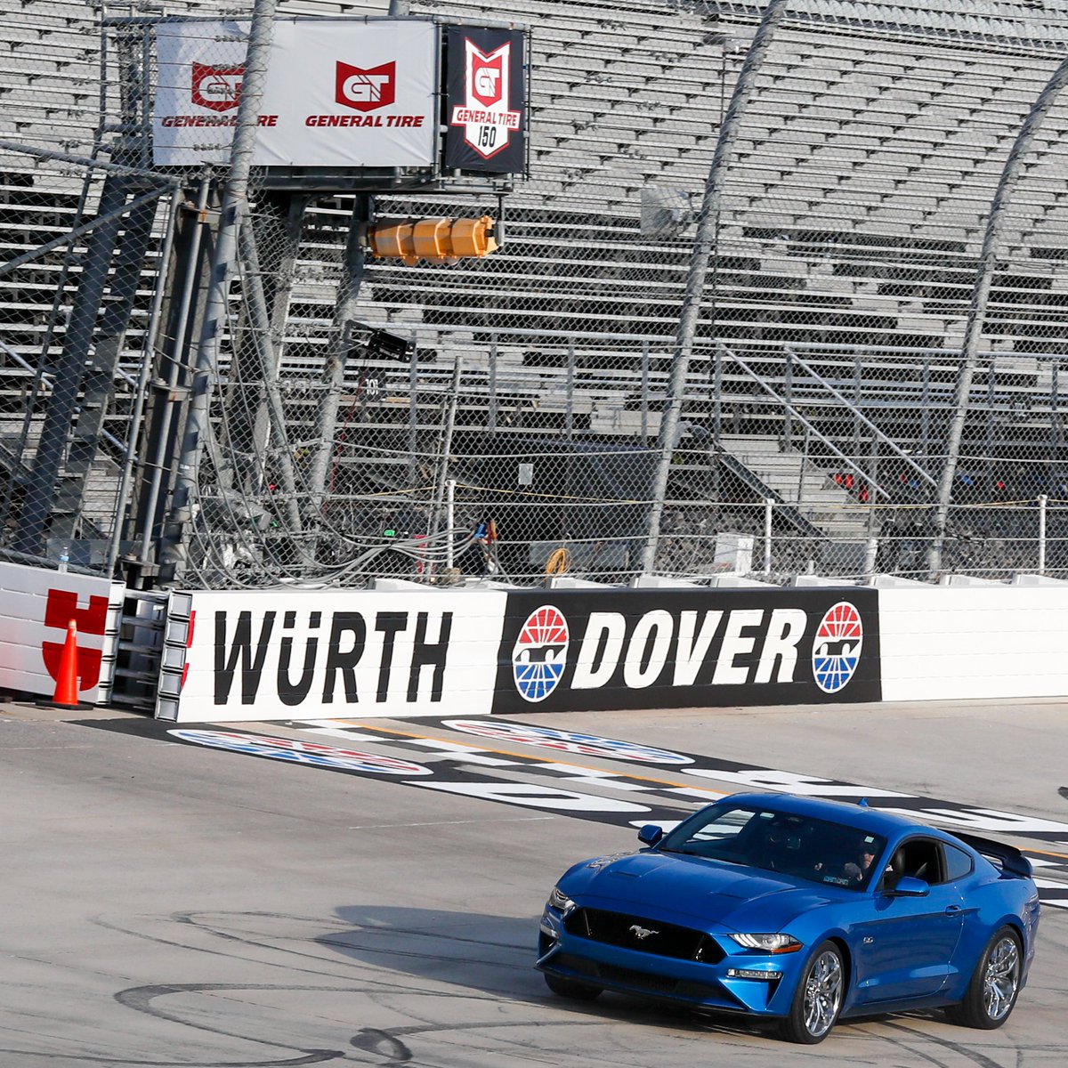 Make a difference behind the wheel! 🚗 Join us on 7/20 for Laps for Charity & experience the thrill of driving your vehicle on the #MonsterMile. Proceeds benefit Speedway Children's Charities, Dover chapter! 🏁💙 Register Here : bit.ly/3WXeO6T @SCCNational | #KidsWin