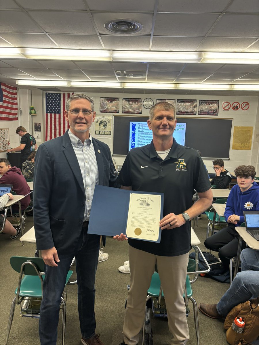 Thank you @RepJoeMiller for coming in and recognizing SS Teacher Mike Edwards for his work in bringing The National Defense Cadet Corps program to MLS!! 🇺🇸 @Coach_Edwards92 #SteeleImpact