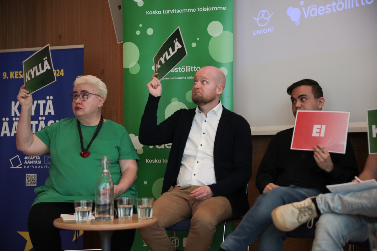 Kiitos erinomaisesta Seksi on EU-politiikkaa -keskustelusta, <a href="/Vaestoliitto/">Väestöliitto</a> <a href="/EvaBiaudet/">Eva Biaudet</a> <a href="/PerttuHelin/">Perttu TKU🍀🇫🇮🇺🇦 Helin</a> <a href="/JussilaPerttu/">Perttu Jussila</a> <a href="/ELintonen/">Emmi Lintonen</a> <a href="/spietikainen/">Sirpa Pietikäinen🇫🇮🇪🇺</a> <a href="/jussisaramo/">Jussi Saramo</a> Lauri Laitinen ja Silvia Modig sekä juontajamme Ida Erämaa. 

Tallenteen keskustelusta näkee täältä: ➡️facebook.com/vaestoliitto/v…