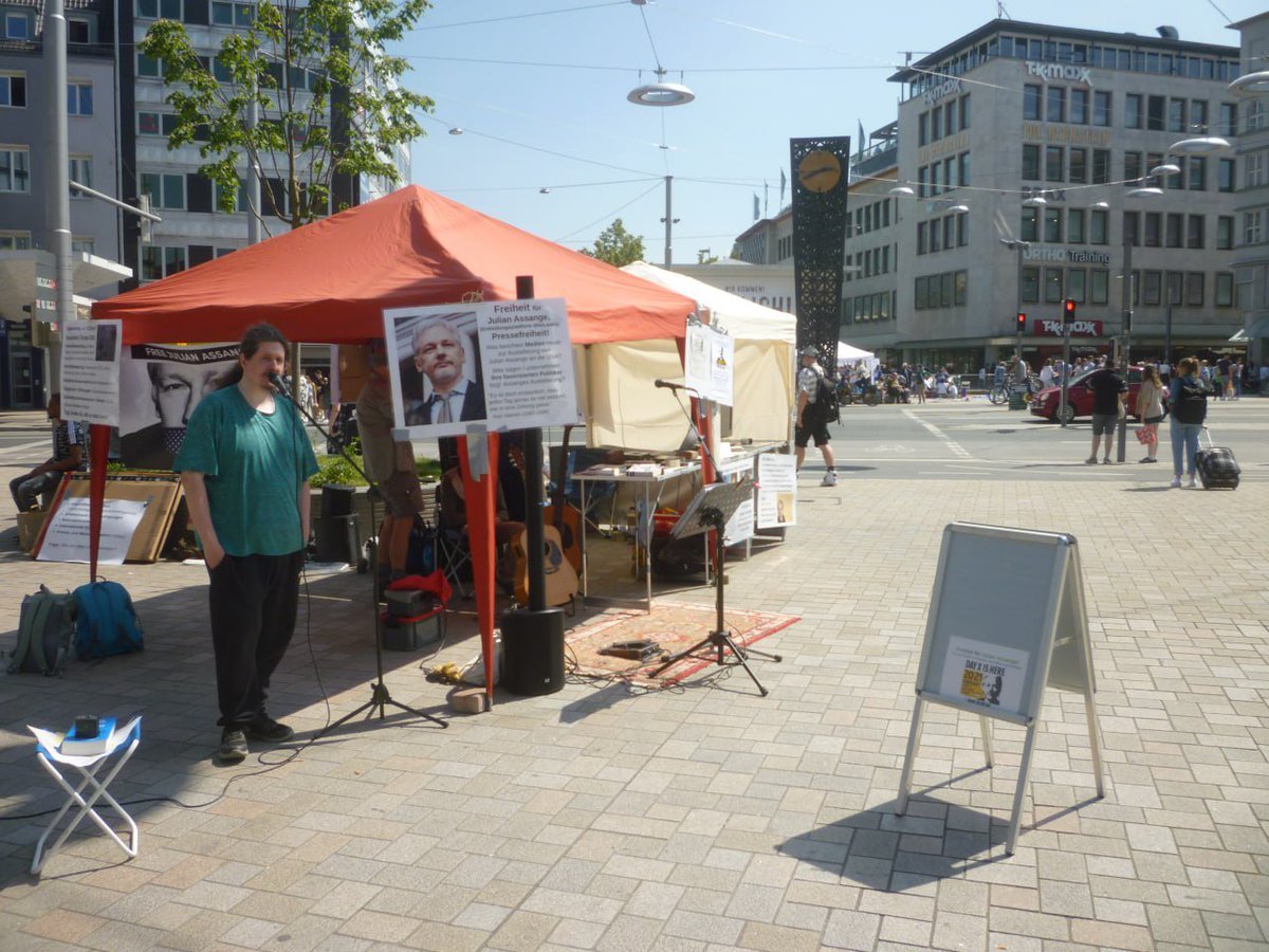 Am 11.05. in Bielefeld. Mein altes Zuhause.😊😊 #Jahnplatz #Bielefeld #freeAssangeNow!