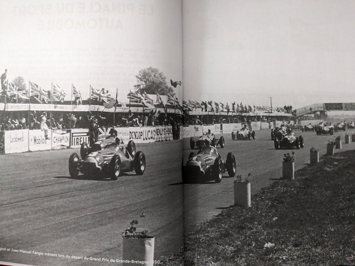 Silverstone, 13 mai 1950, le Championnat du monde de Formule 1 faisait ses grands débuts. Une épopée exceptionnelle de 74 ans, encore en cours (C'est la première photo de mon livre 'Formule 1 : Tous les pilotes de 1950 à nos jours', sorti chez @TalentEditions ❤️) #F1 #OTD