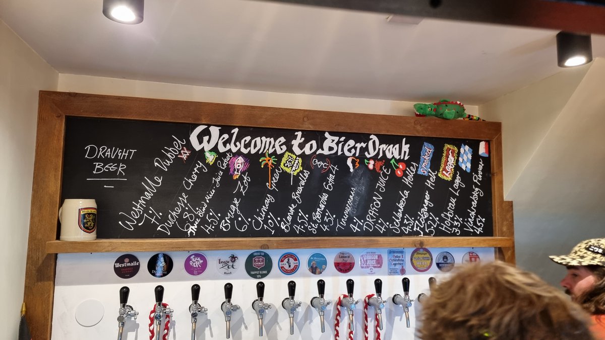 It was a pleasure to attend the opening of Beer Draak (Dutch for beer dragon) on Saturday, the latest offering from the team at @sirtobysbeers.

Lots of great beer to choose from and I hope they have a great success. Proost! 🍻