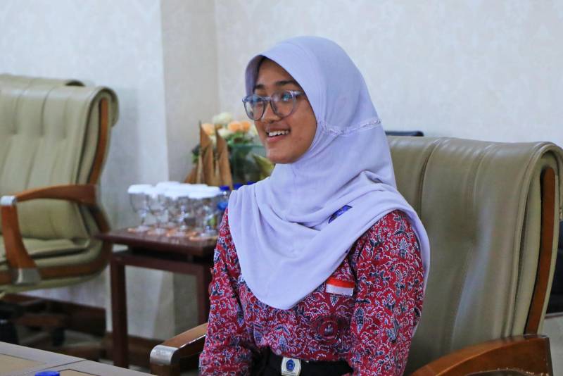 *Inilah Sejarah Baru Perempuan Pertama Jadi Wali Kota Tangerang*

👇🏻👇🏻👇🏻
intip24news.com/inilah-sejarah…