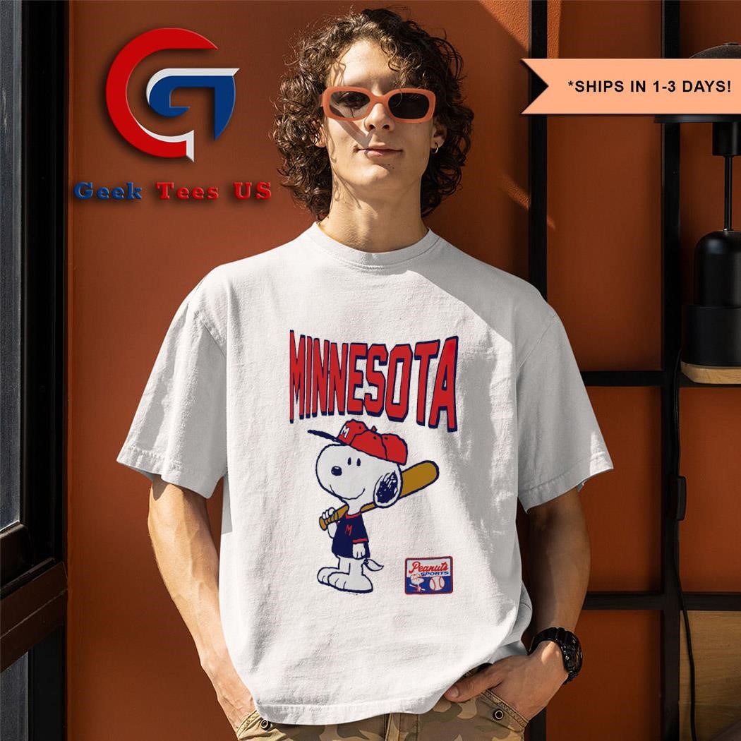 Snoopy player Minnesota Twins baseball Peanuts sport shirt
Website: geekteesus.com
#shirt #trending #gift #geekteesus #geekshirt #GEEKS #Snoopy #MinnesotaTwins #baseball #Twins #Peanuts #MNTwins📷