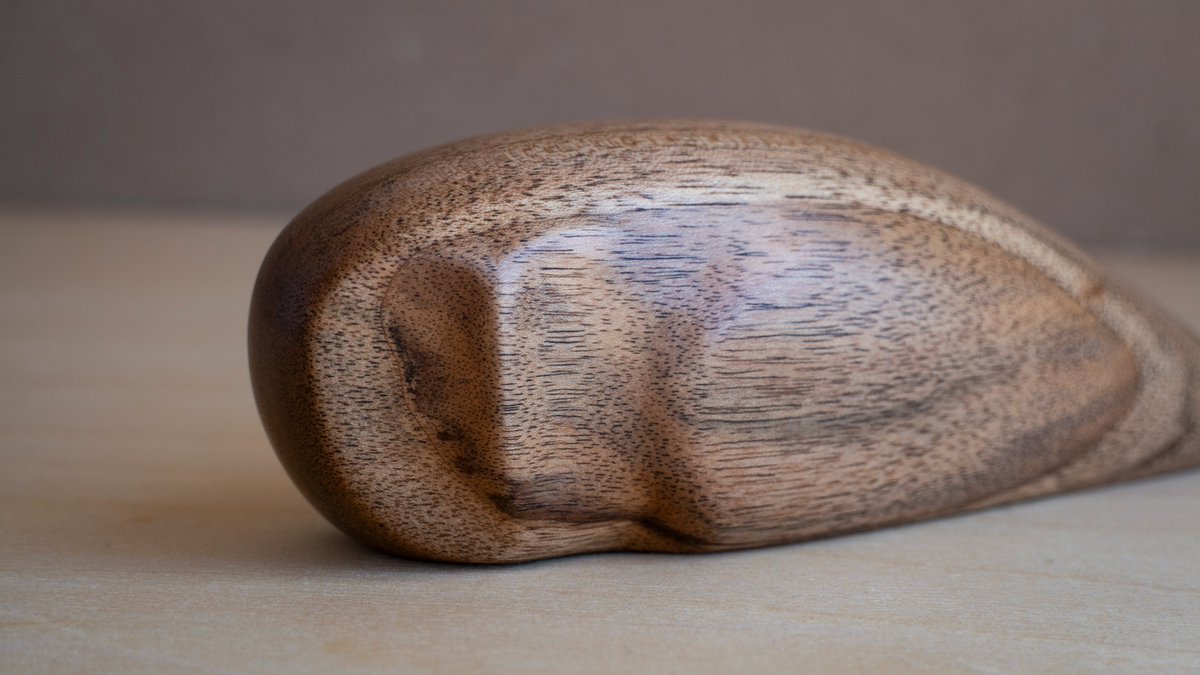 Woodcarving owl ｜ Wood - European Walnut

#woodcarving #woodworking  #woodsculpture #woodsculpting #woodanimals  #carvedbyhand #woodenfigure #woodcarver #woodartist #woodart