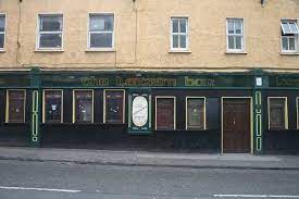 The Leitrim Bar in #Sligo.  

It's on our #derelictireland site list and now has a planning application for a load of apartments. 

Watch
This 
Space