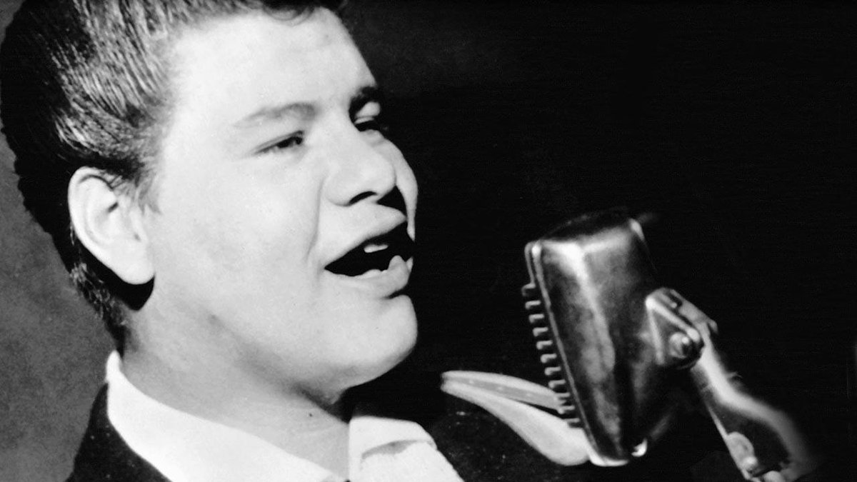 Natalicio del cantante Ritchie Valens; nació #UnDiaComoHoy 13 de Mayo de 1941 en Pacoima, California. Falleció en 1959 a los 17 años de edad.