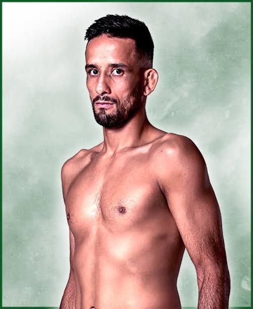 FightsMemory's tweet image. コレスニックのターゲットはクレベル！

『次戦はクレベルとの対戦を望んでいるよ』

『実現したら彼を沈めてみせるよ』

youtu.be/O1DsRLvALvE?si…より要約
#RIZIN #RIZIN46