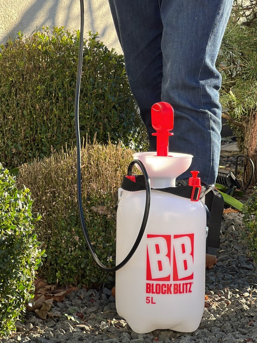 BlockBlitz's tweet image. Who's been enjoying the blue skies and warmer weather?☀️🌷

If you're ready to give your garden some TLC, click the link below to view our extensive range of outdoor surface cleaners with no jet washing or scrubbing required 🙌💦

🔗 blockblitz.co.uk

#Garden #Spring