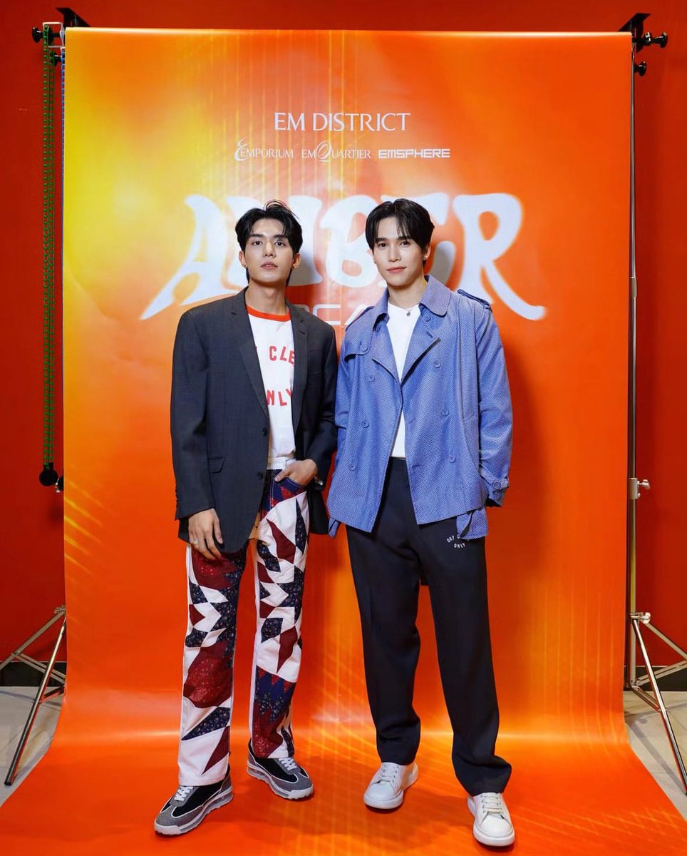 MMaxmaxPH's tweet photo. 𝗨𝗣𝗗𝗔𝗧𝗘 𝗧𝗢𝗗𝗔𝗬 | 𝐈𝐧𝐬𝐭𝐚𝐠𝐫𝐚𝐦 🦖
With my bro @netsiraphop ❤️🔥
#AmberArcadexNetMax
⟿
°˖➴ @mmaxmaxxxx #mmaxmax
#ไดโนกรธัสส์ #ฮาร์ทดิสของแม้กณฐ https://t.co/THtcCBT9MY
