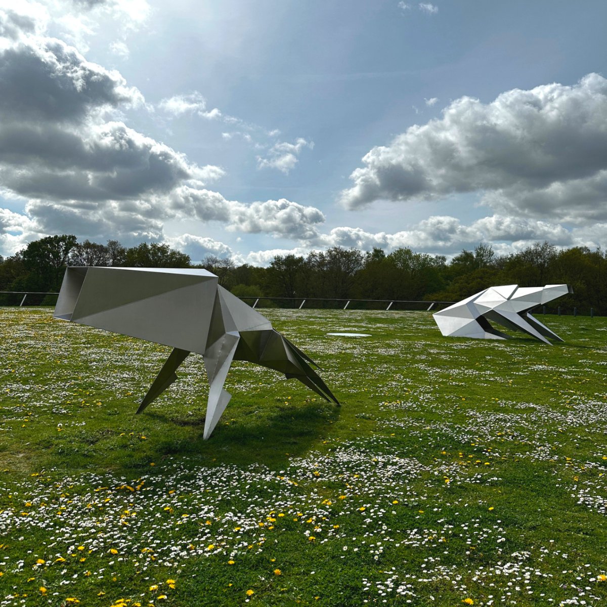 UEALibrary's tweet image. We are so lucky to have such a beautiful campus - especially during spring!

Remember to take breaks while you study, and perhaps take a stroll around campus? Or take advantage of the brilliant views of UEA from our Floor 3 study spaces.

#UEACampus #UEALibrary #UEANorwich