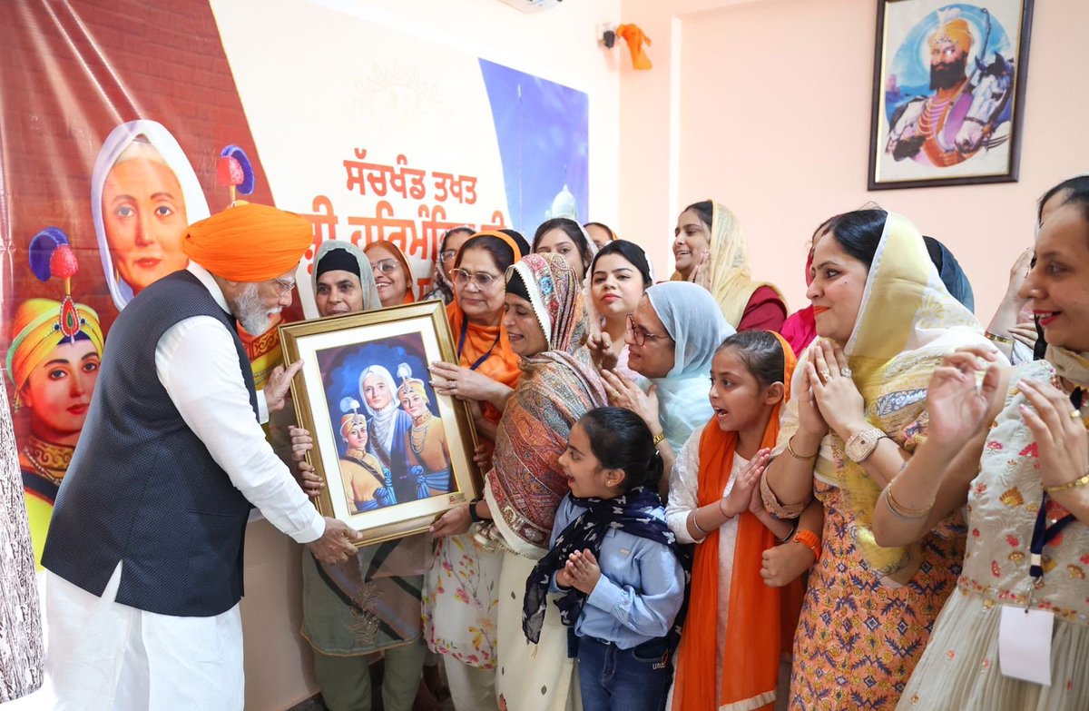 At the Takhat Sri Harimandir Ji Patna Sahib was honoured to receive a Samman Patra from the Gurudwara Committee and also a portrait of Mata Gujri Ji, a beacon of courage and sacrifice.