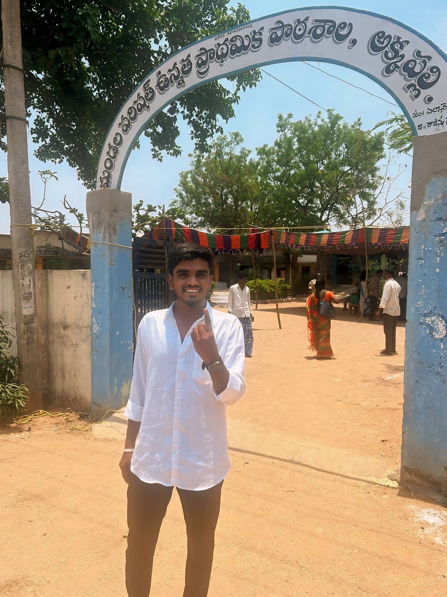 It's not a holiday, it's a vote day. Please cast your votes My Vote My Future #LokSabaElections2024 #NationFirstVotingMust