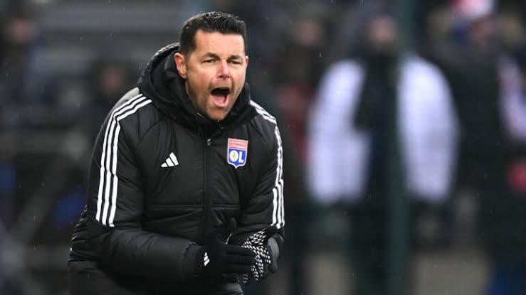GoneStarFr's tweet photo. Dire qu’en Janvier on visait les 35 pts.
Je n’oublierai jamais ce coach quoiqu’il se passe.
#OL #Coursealeurope https://t.co/BpJ7GZ9x7p