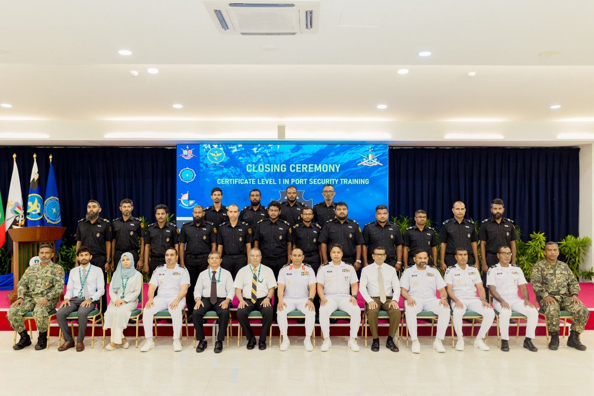 The closing ceremony of the 'C1 Port Security Training' took place today at the MNDF headquarters. Deputy CEO Ali Hashim and senior executives from MPL attended the event. A total of 18 security officers from MPL, including 2 officers each from Kulhudhufushi Port and Hithathoo