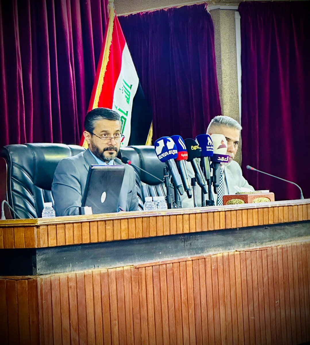 AlnahrainU's tweet photo. His Excellency the Minister of Higher Education and Scientific Research, Dr. Naeem Al-Aboudi, met with foreign students who have arrived in Iraq as part of the initiative "Study in Iraq," which was launched by the Ministry of Higher Education. Universities have been working . https://t.co/ewqCpgh4XU