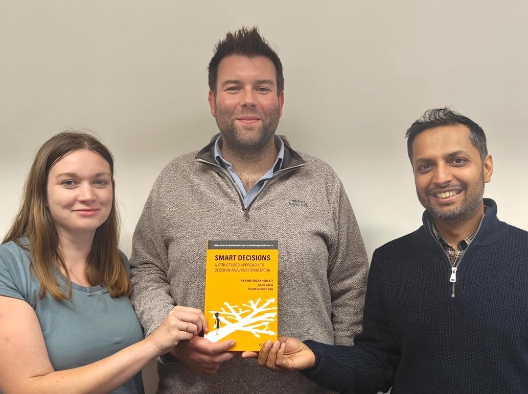 Centre for Decision Research (CDR) tweet media