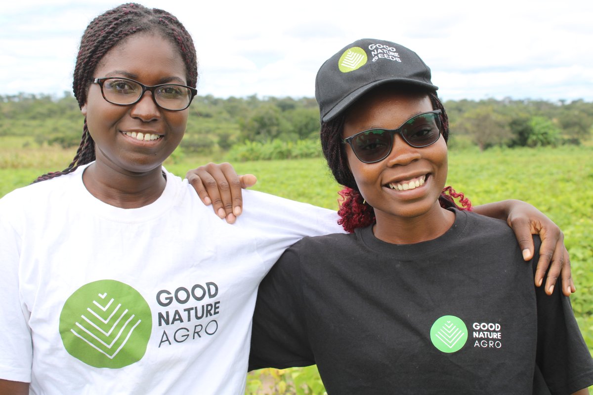 Happy new week!
We shine the spotlight on Good Nature Agro's Milimo Chilobya and Lidah Zulu of Lunte district who are working with smallholder farmers in Chitoshi village by providing inputs, financing, training and market access for beans seed.
🇿🇲🇪🇺