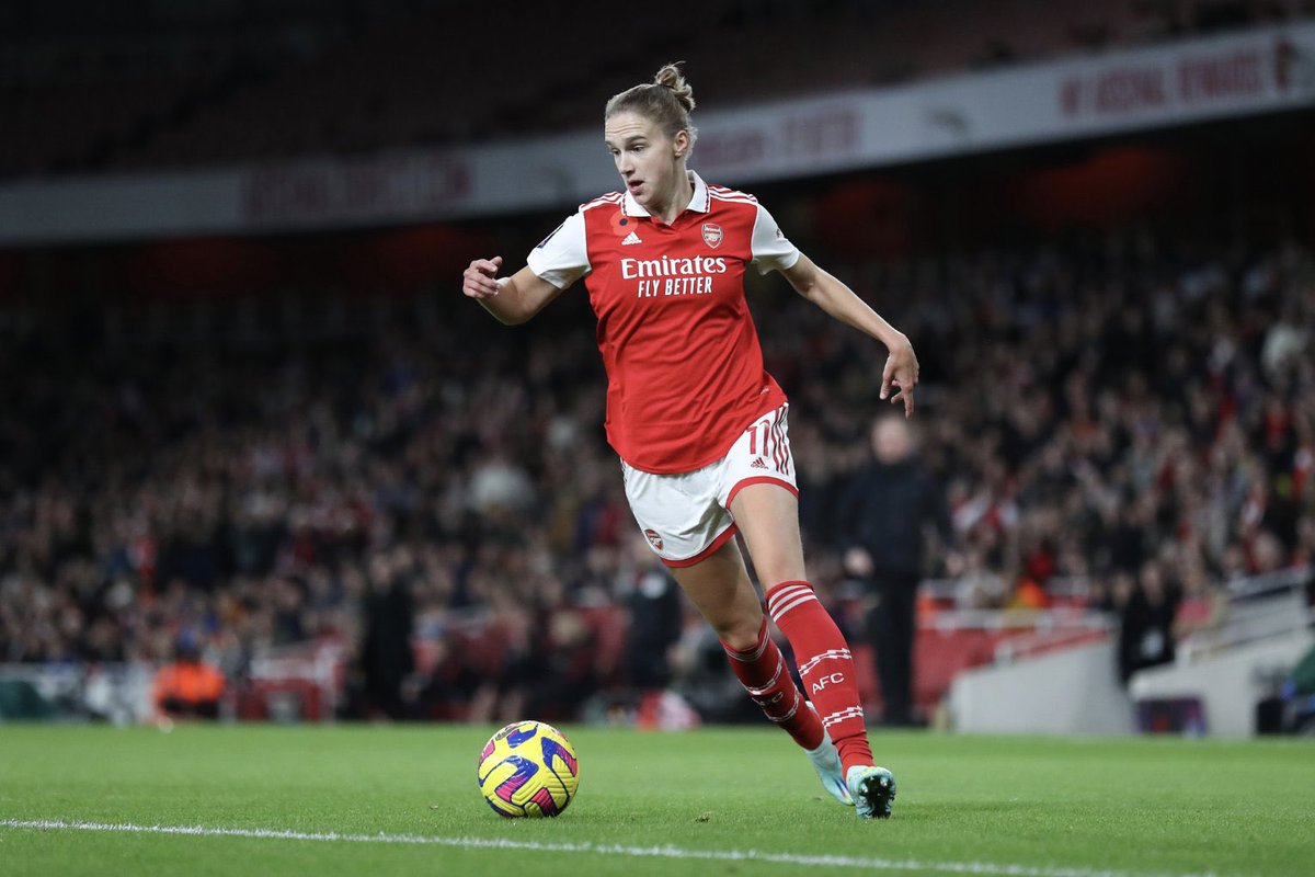 Vivianne Miedema will leave as a #BarclaysWSL legend ❤️

🔴 154 Apps
⚽️ 122 Goals
🏆 Barclays WSL
🏆 FA Cup
✅ WSL All-time Top Scorer
🏅 BBC Footballer of the Year
🏅 Arsenal Player of the Season
🏅 UWCL Top Scorer
🏅 PFA Players' Player of the Year
🏅 WSL Golden Boot
🏅 FWA