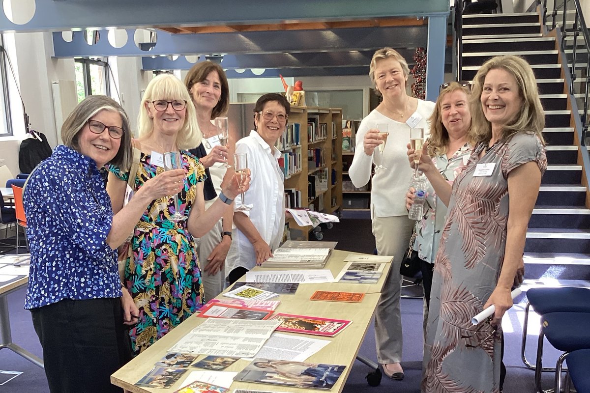 Putney High Library tweet media