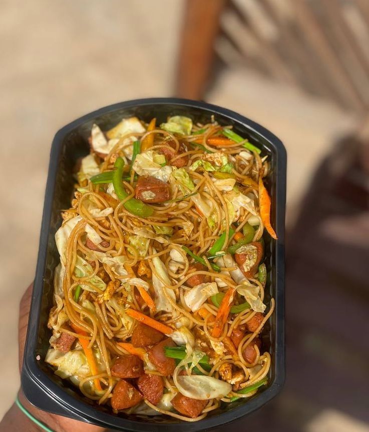 Chale this spaghetti from @ROVDMXN dey make sense pass thou I'm not a fan of Spaghetti 😋 This is 10/10, order some and thank me later