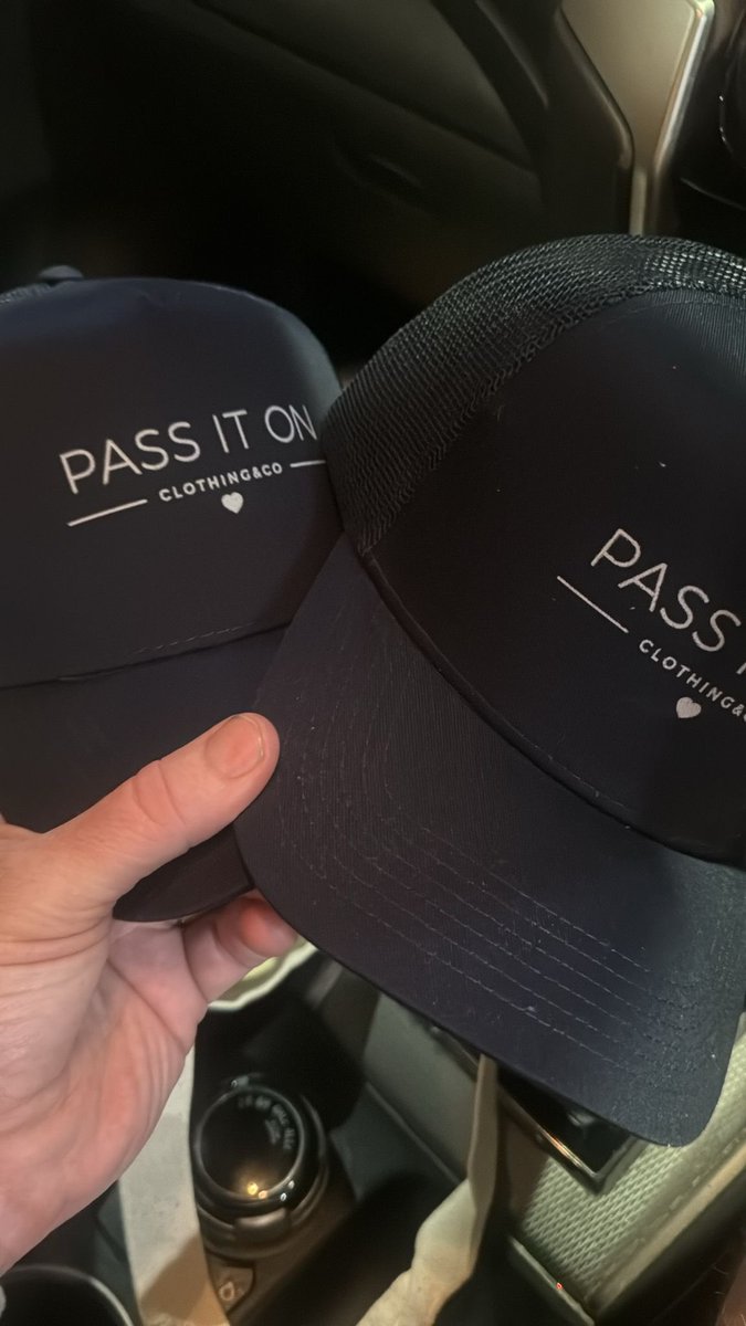 Magic Round incoming…🧢 🔜 #thepassitonacademy 👉🏼 linktr.ee/passitonclothi… 🛍️ Shop 💰 Donate 📺 Watch 📲 Follow ✍️ Sign Up @OStyle2 @ReadingThePlay