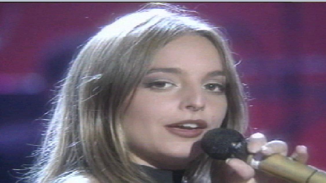 #13deMayo 1995 La #cantante malagueña Anabel Conde queda 2ª con 'Vuelve conmigo' en el Festival de #Eurovisión. @canalsur youtu.be/-Q4wC41_09w #FestivalEurovision @eurospaincom @canalfiesta