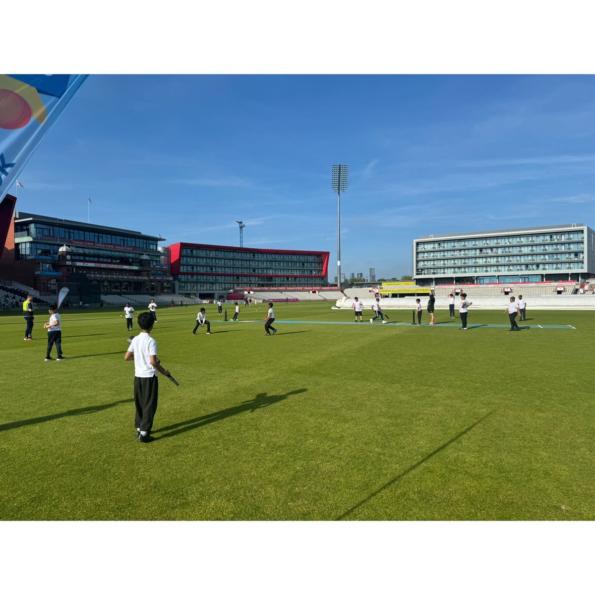 A beautiful day for a wonderful event 🌞 We had a blast down at @emiratesot for the Spirit of Cricket Competition. Great job by @HolyName_School who represented ACE 👏🏾 Fantastic work 🏏 #ACE #ACEProgramme #ACECricket #SpiritOfCricket #CricketLovers #Community #NextGeneration