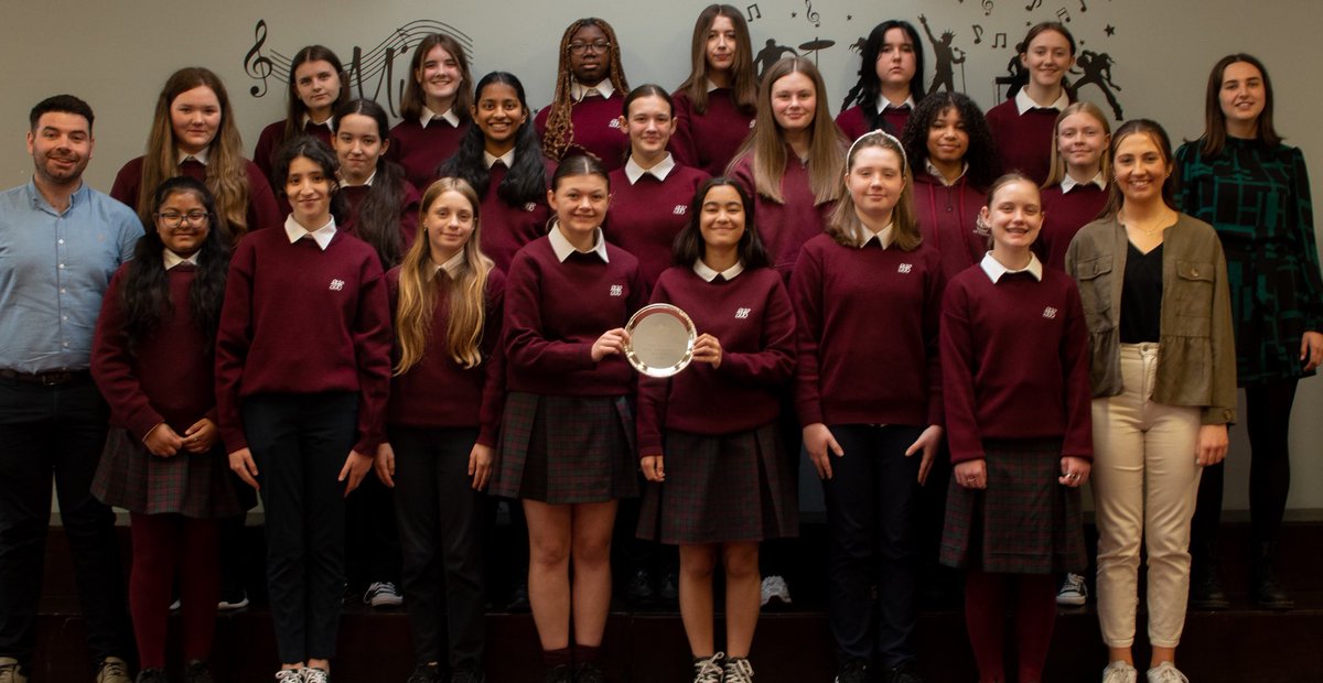 Congratulations to our school's Junior Choir who placed 2nd at last week's Navan Choral Festival. They achieved a high mark of 90 marks in the Junior Choir competition. Well done girls. We are very proud of you.