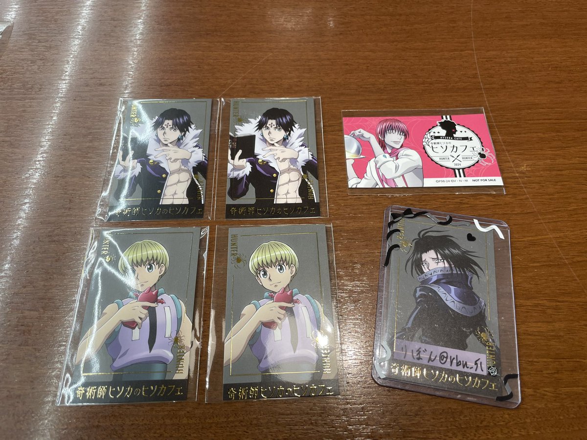 rbn51_'s tweet photo. 【交換/譲渡】奇術師ヒソカのヒソカフェ 第2弾 HUNTER×HUNTER アニカフェ コースター 箔押しカード ステッカー

譲▷コースター 等身クロロ2 ヒソカ各1
SDクロロ3 ヒソカ ボノレノフ コルトピ
箔押しカード クロロ シャルナーク 各2
ステッカー ヒソカ(エプロン)

求むはツリーへ→ https://t.co/mYJGDtS1bv