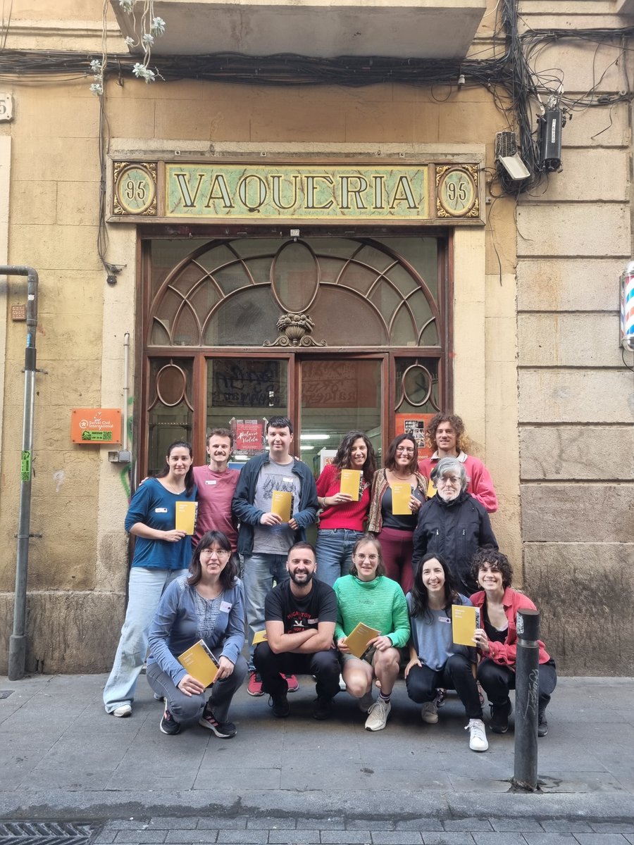ServeiCivilCat's tweet photo. Escollim nova junta i aprovem pressupostos i pla d'acció a l'AGE! 🎊

Vam renovar part de la junta i vam donar la benvinguda a dues noves integrants! 

@FionaVives i @PoldiGalmes compartiran la presidència, Anto la secretaria i Alba la tresoreria ❤️‍🔥

També vam acomiadar l'Anna 🫂 https://t.co/ZdYtJBDzpr