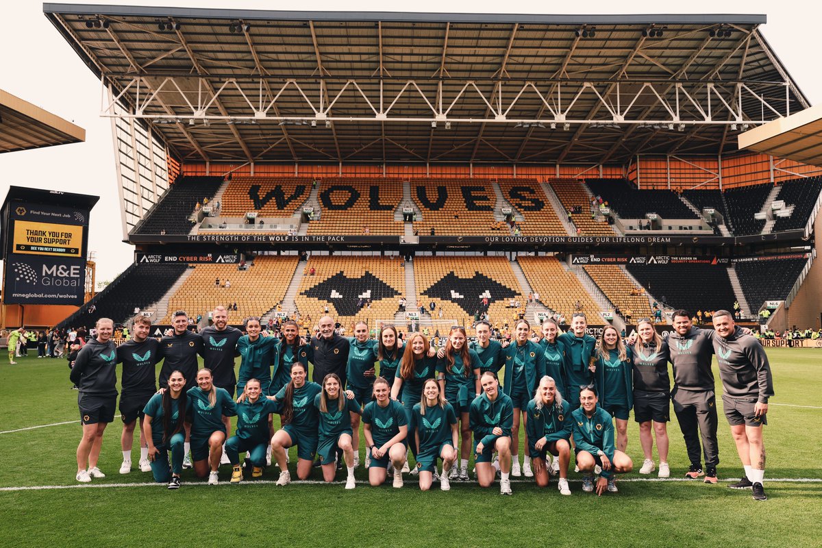 🐺🏟