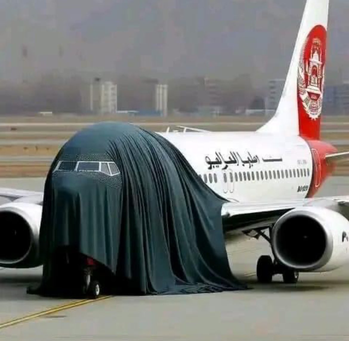 #ISLAMISERING Female plane