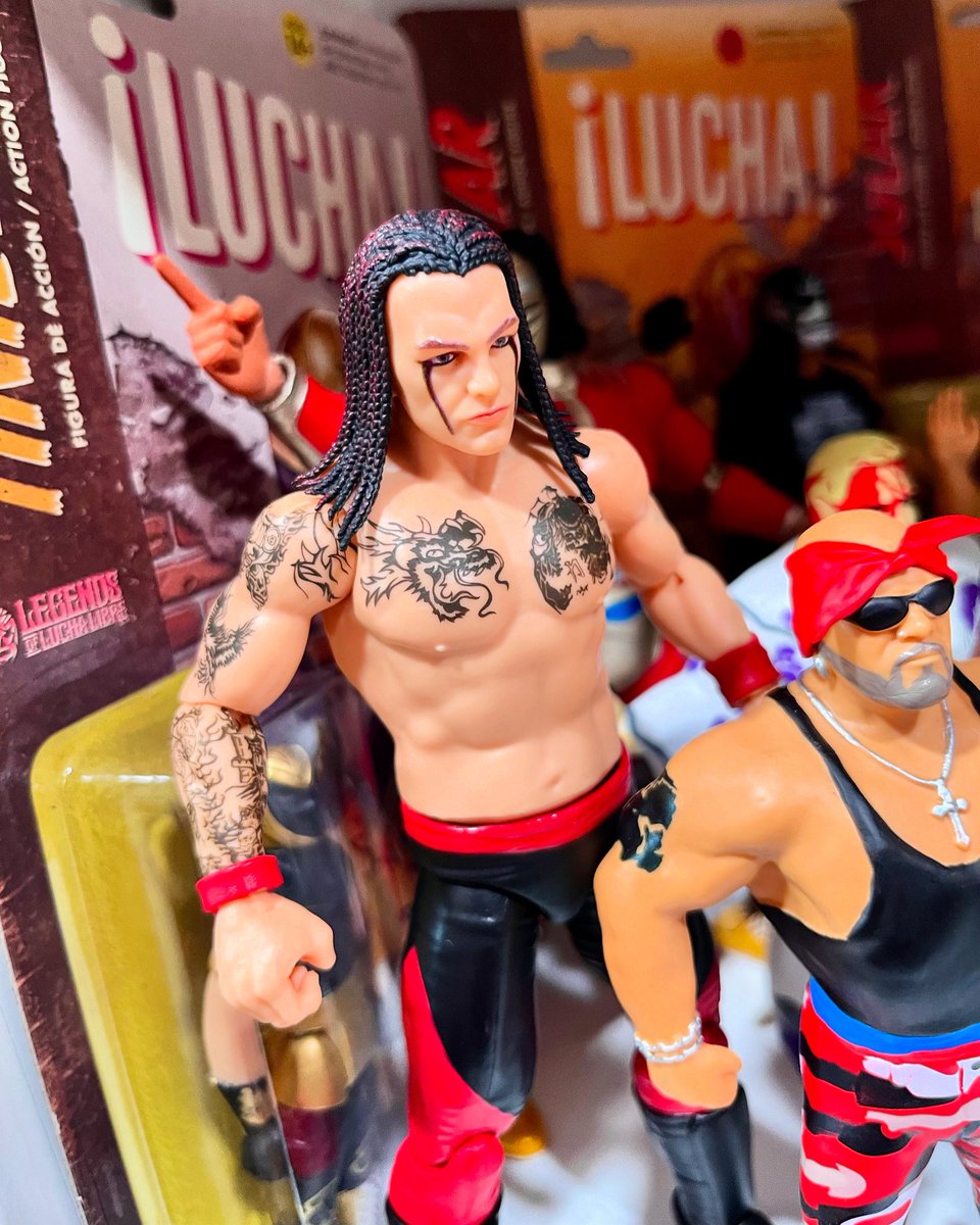 Loving that in 2024 we are getting multiple new Vampiro figures!

Join Whatnot @ WHATHEEL.com & get $15 to use!

#figheel #casefreshpod #actionfigures #toycommunity #toycollector #wrestlingfigures #wwe #aew #njpw #tna