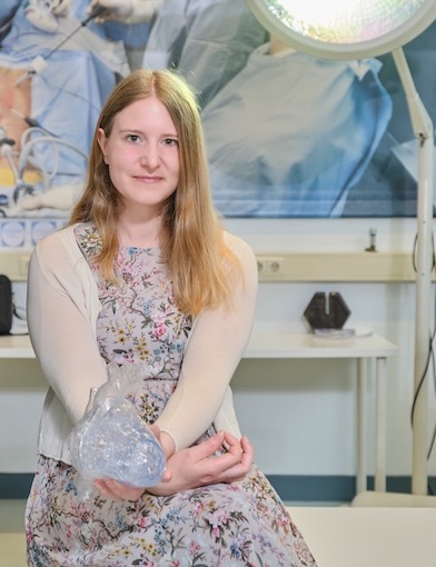 tudelftlibrary's tweet image. 🤖 Join the last #SHErobots Café on 21 May at the #TUDelftLibrary! Aimée Sakes &amp;amp; Jovana Jovanova, assistant professors at #TUDelft ME, will discuss the design of physically flexible #robotics used in #maritime and #surgical environments.

👉Sign up &amp;amp; join: edu.nl/pk6cy