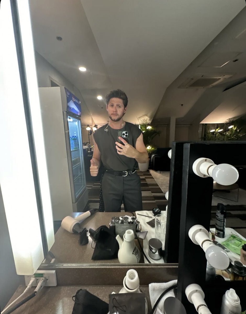 niallontours's tweet photo. Niall Horan via BeReal! https://t.co/zQKdMUX5Fn