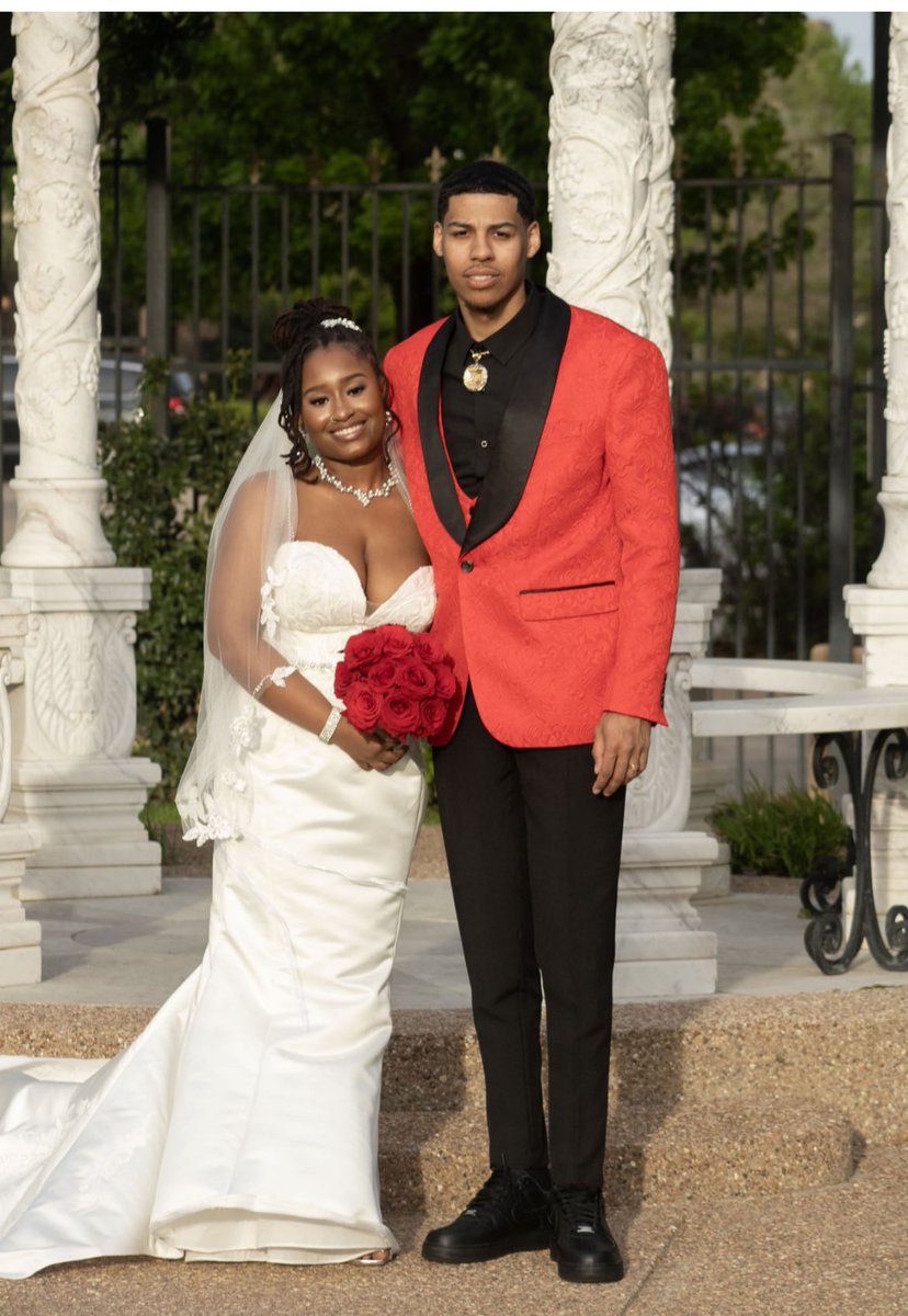 Debo_barnes's tweet image. 1,2,3 🥳😏