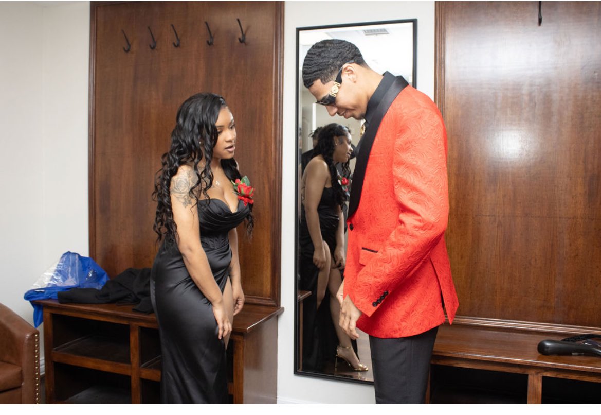 Debo_barnes's tweet image. 1,2,3 🥳😏