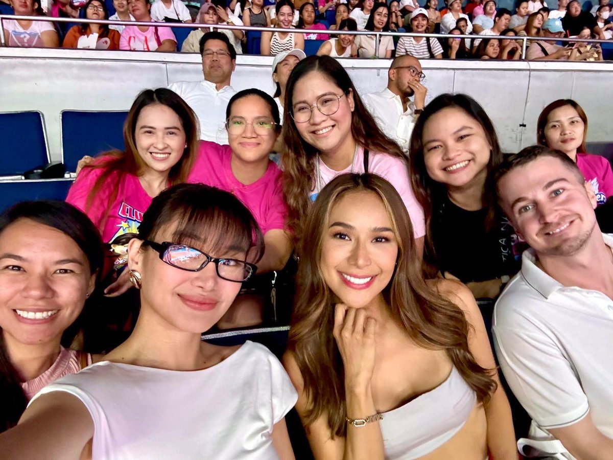 PBB and PVL kind of day yesterday supporting Alyssa and CCS with chie, scott, cath & SamLy! Congratulations CSS and thank you so much Alyfinity and Ate Aby for our tickets. What an experience! Mabuhay kayong mga magaganda at malalakas na atletang pinay! Beauty and Beast!